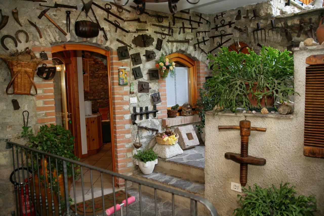 Appartamenti Serena - La Grotta Gargnano Bagian luar foto